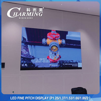 Pratik IP42 İnce Aralıklı LED Ekran Yüksek Çözünürlüklü Çoklu Sahne