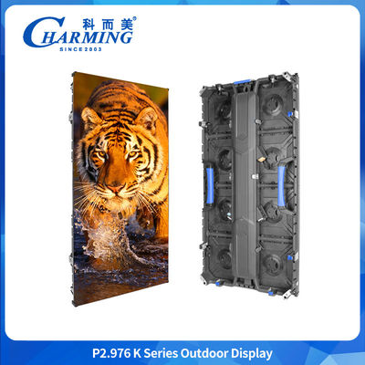 Yüksek Rahatlatma P2.6 Kapalı Kiralık LED Ekran 7680hz Led Duvar Ekranı 500 * 500mm Hızlı Yiyecek Kapalı Led