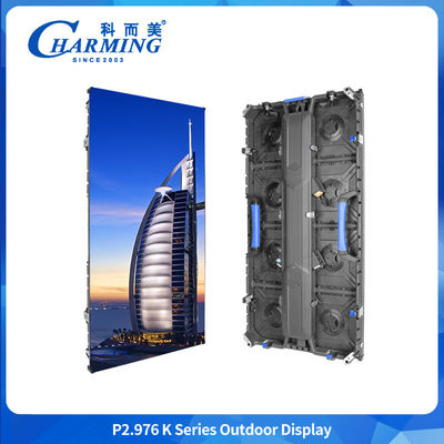 Yüksek Rahatlatma P2.6 Kapalı Kiralık LED Ekran 7680hz Led Duvar Ekranı 500 * 500mm Hızlı Yiyecek Kapalı Led